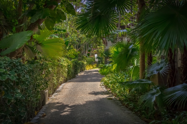 Hotel Thavorn Beach Village & Spa Phuket